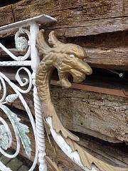 Schmiedeeisernes Zaunset / Brüstungsgeländer "Drachenkopf"