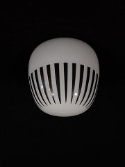 Deckenleuchte mit gestreiftem Glas, ca. B 18 cm x H 15 cm