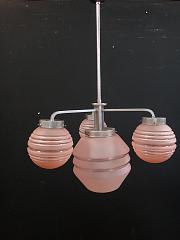 Dreiarmiger Art Deco Kronleuchter, ca. H 80 x Ø 50 cm