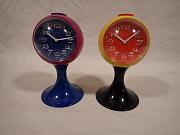 Wecker oder Standuhr aus den 70er-Jahren, B 11,7 cm x H 21,5 cm