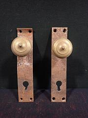 Türschild mit Knauf aus Messing, ca. B 3,4 x L 16,8 cm