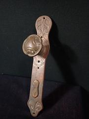 Türschild mit Knauf und Schlüssellochabdeckung, ca. B4,3 x L 23,8 cm