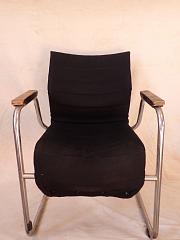 Freischwingerstuhl mit Stoffbezug, Stahlrohrstuhl, ca. B 62,5 cm x H 90,5 cm