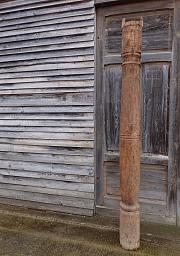 Runde Säule aus Eiche, ca. L 242 cm, Ø 22 cm