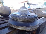 Verzierter Sockel aus Gips, ca. Durchmesser 32 cm x H 25 cm