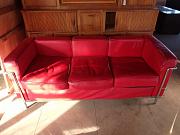 Rotes Sofa im Cassina Stil von Le Corbusier ca. B 180 x H 67,5 x T 70 cm