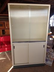 Arztschrank von Schmitz Stahlmöbel aus den 1960er Jahren ca. B 100 x H 175 cm