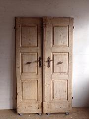 Zweiflügelige Weichholzhaustür, DIN rechts, ca. B 110 x H 188,5 cm