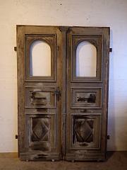 Zweiflügelige Haustür mit Rundbogenfenster, DIN rechts, ca. B 132,3 x H 192 cm