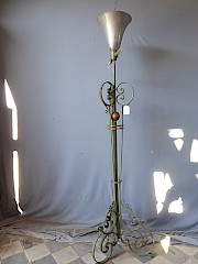 grazile-geschmiedete-stehlampe-art-nr-1384