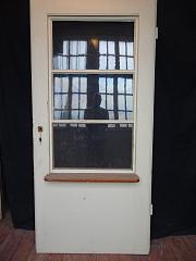 Breite Wohnungstür mit Glasfenster und Eichenholzsims, DIN li, ca. 94 x H 203 cm